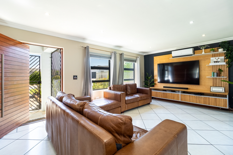 3 Bedroom Property for Sale in Jagtershof Western Cape